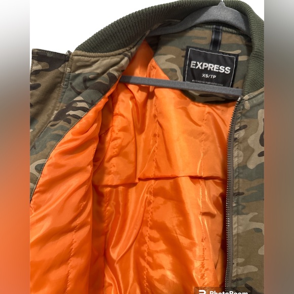 EXPRESS CAMO BOMBER JACKET MENS SIZE XS - Picture 2 of 4